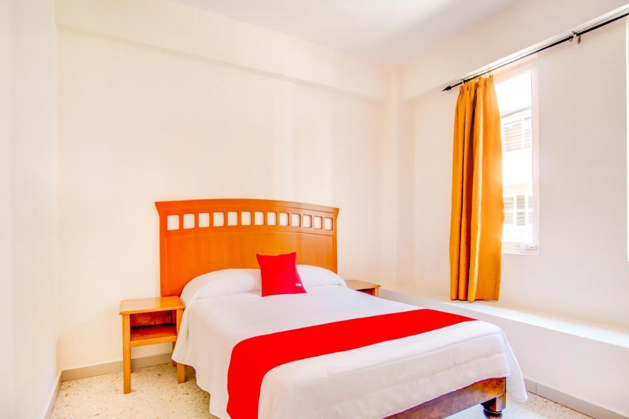 Hotel La Estancia Colima Dış mekan fotoğraf
