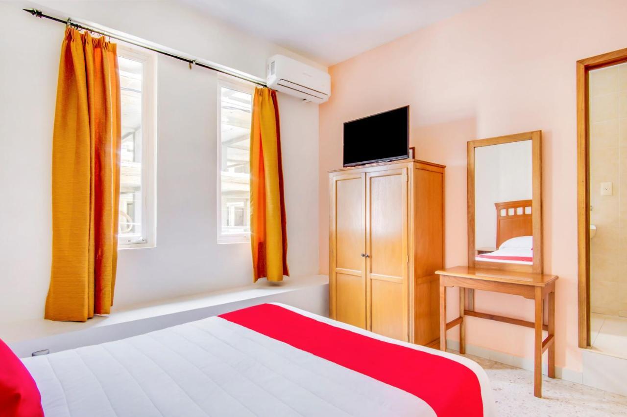 Hotel La Estancia Colima Dış mekan fotoğraf