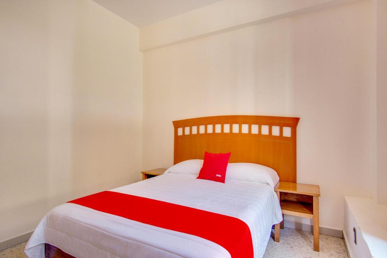 Hotel La Estancia Colima Dış mekan fotoğraf